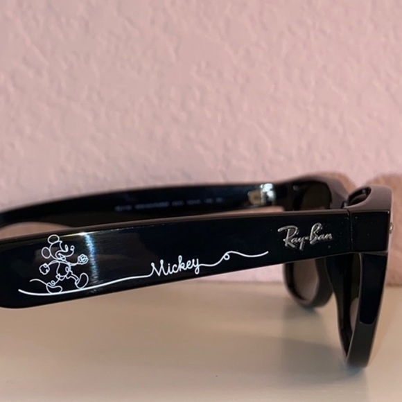 Special Edition Mickey Mouse raybands! Perfect condition! - Picture 1 of 9